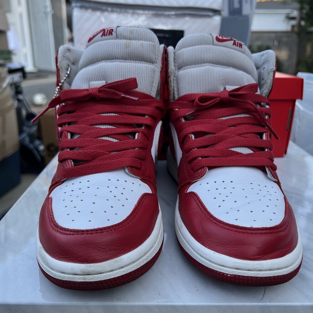Nike Air Jordan 1 High OG Newstalgia Varsity Red DJ4891-061 Size 8,5 - Picture 3 of 13